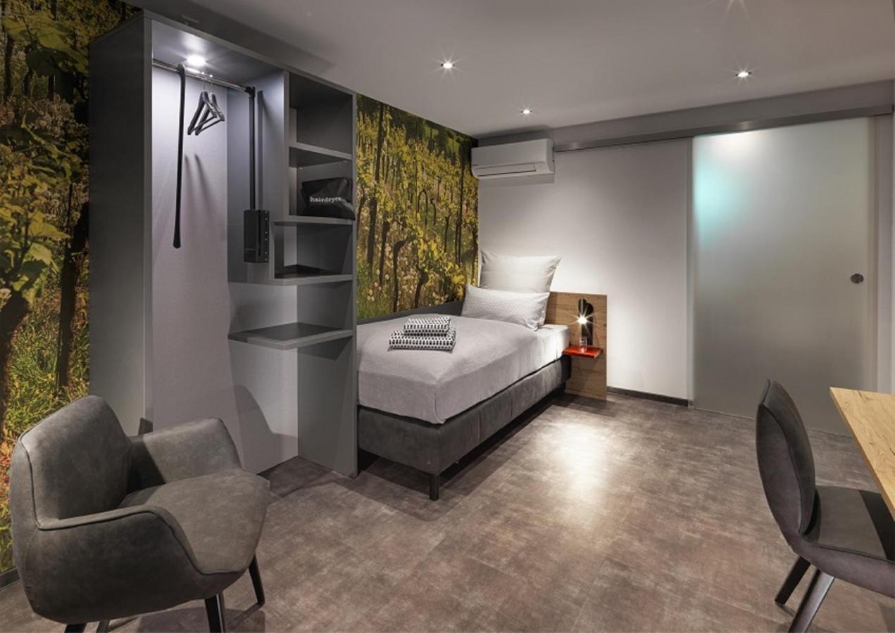 Weinmotel Simon 1 A Alzenau Bagian luar foto