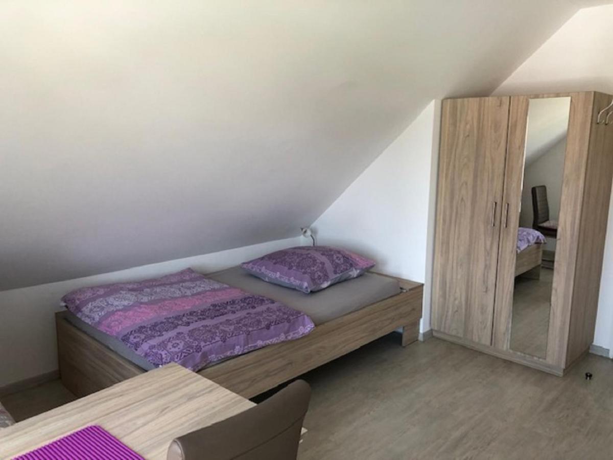 Weinmotel Simon 1 A Alzenau Bagian luar foto